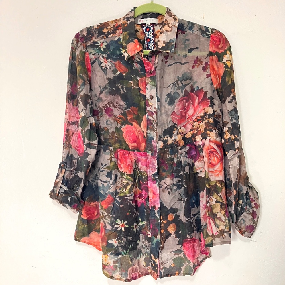 JOHNNY WAS 3J WORKSHOP FLORAL BLOUSE size M